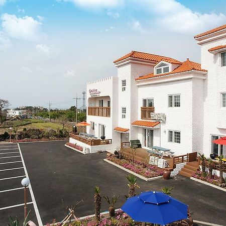 Lapaloma Pension Jeju Exterior photo