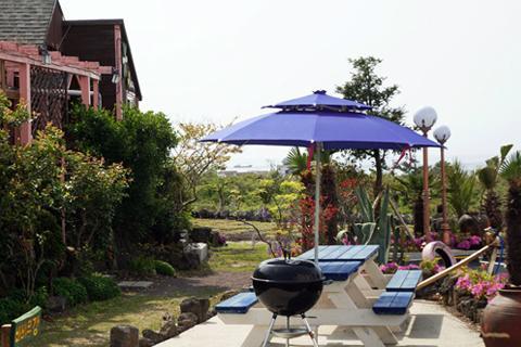 Lapaloma Pension Jeju Exterior photo
